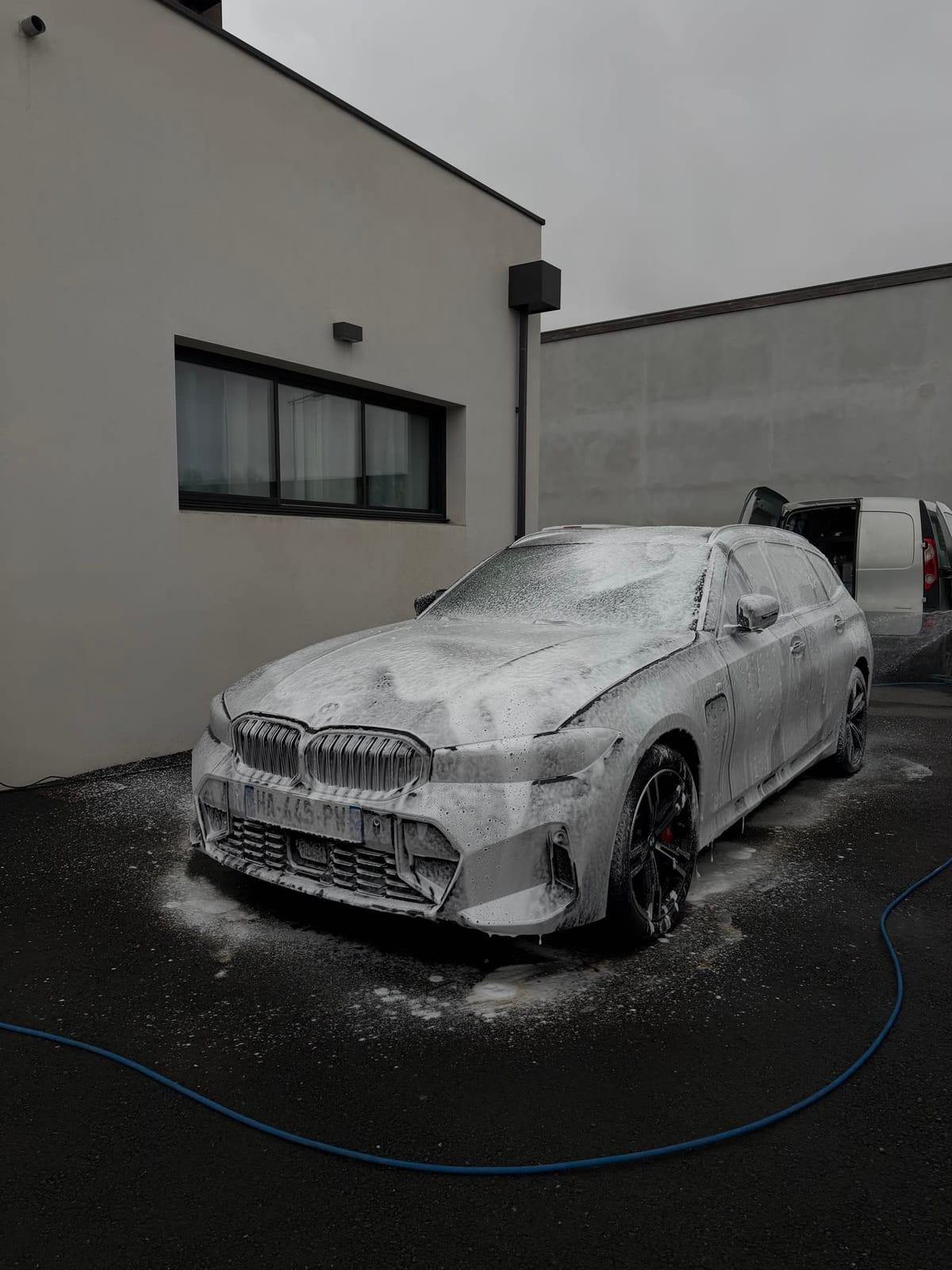 Bmw serie3 — nettoyage B Clean Master
