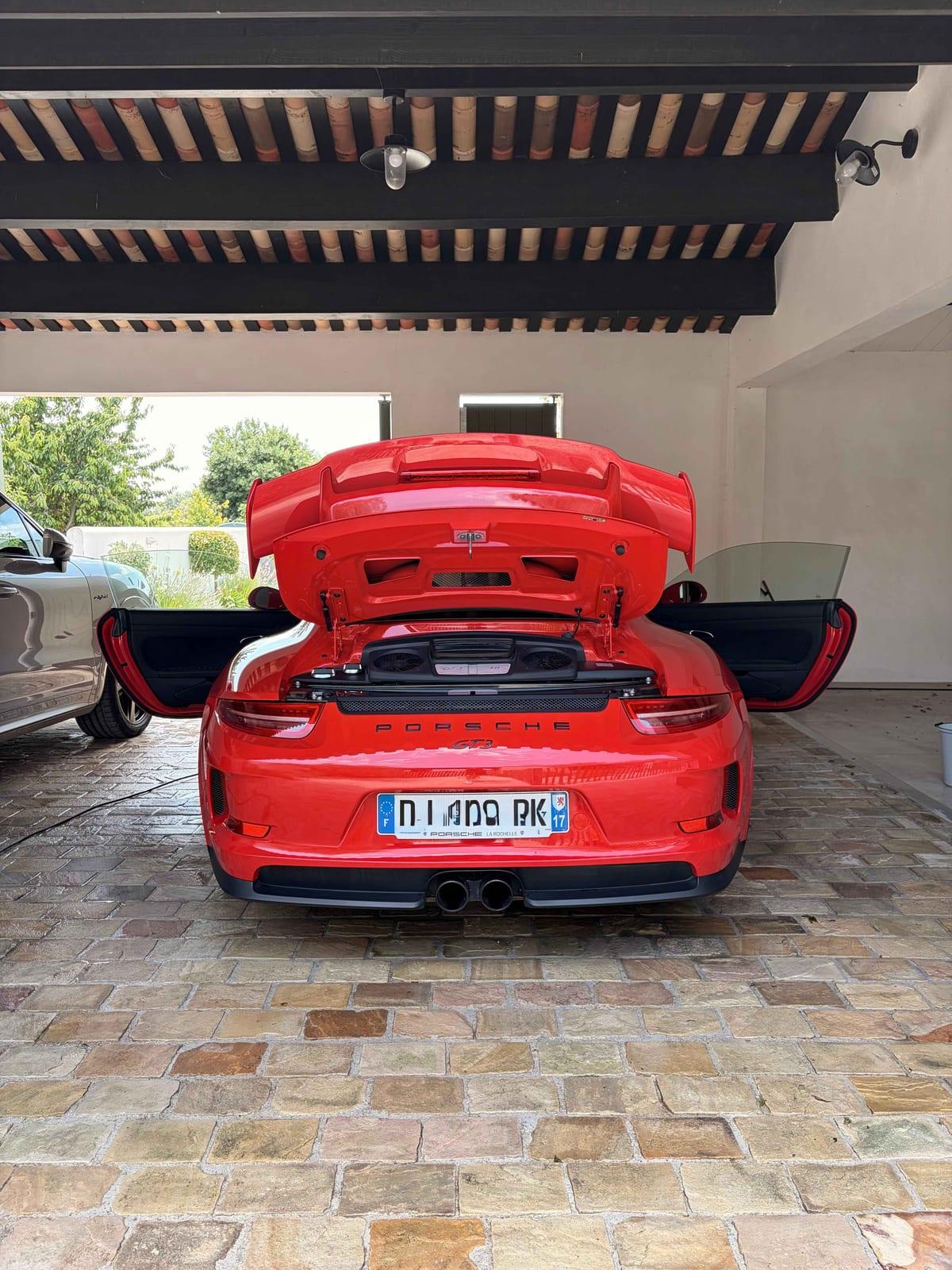 Porsche 911 gt3 rouge — nettoyage B Clean Master