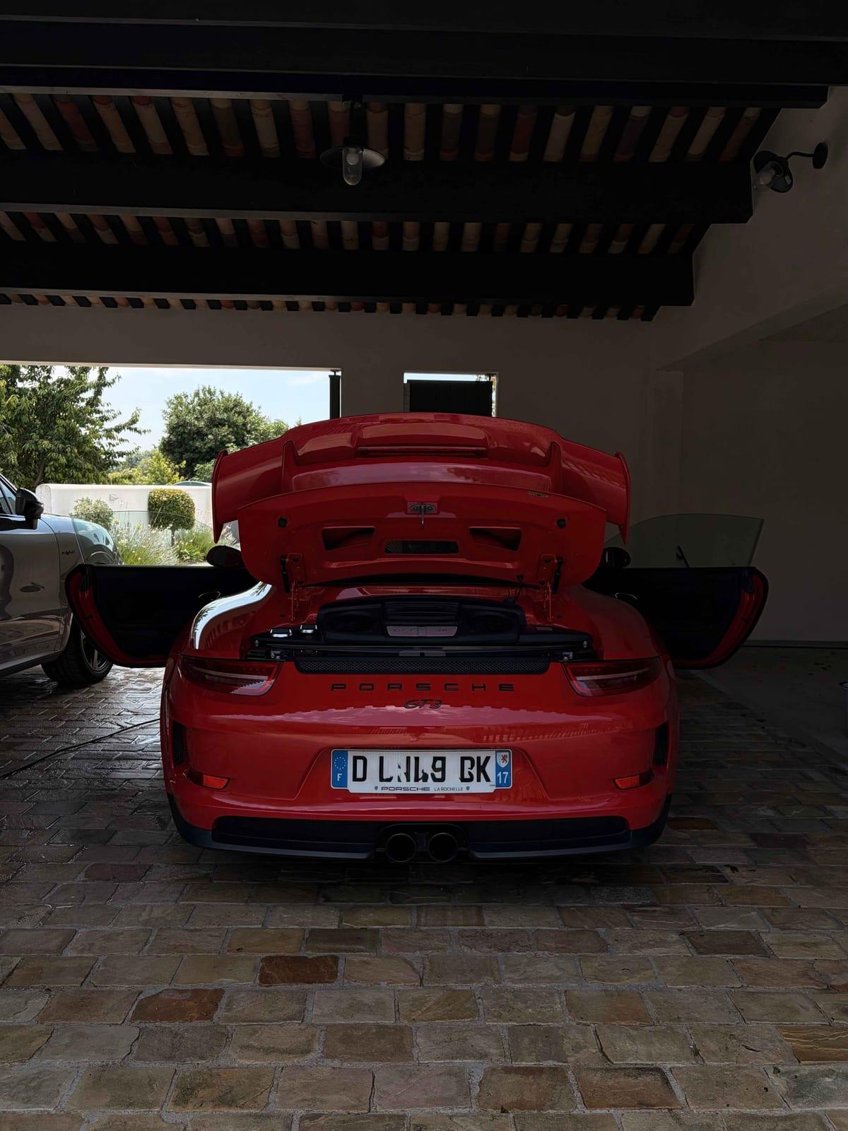 Porsche 911 gt3 rouge — nettoyage B Clean Master