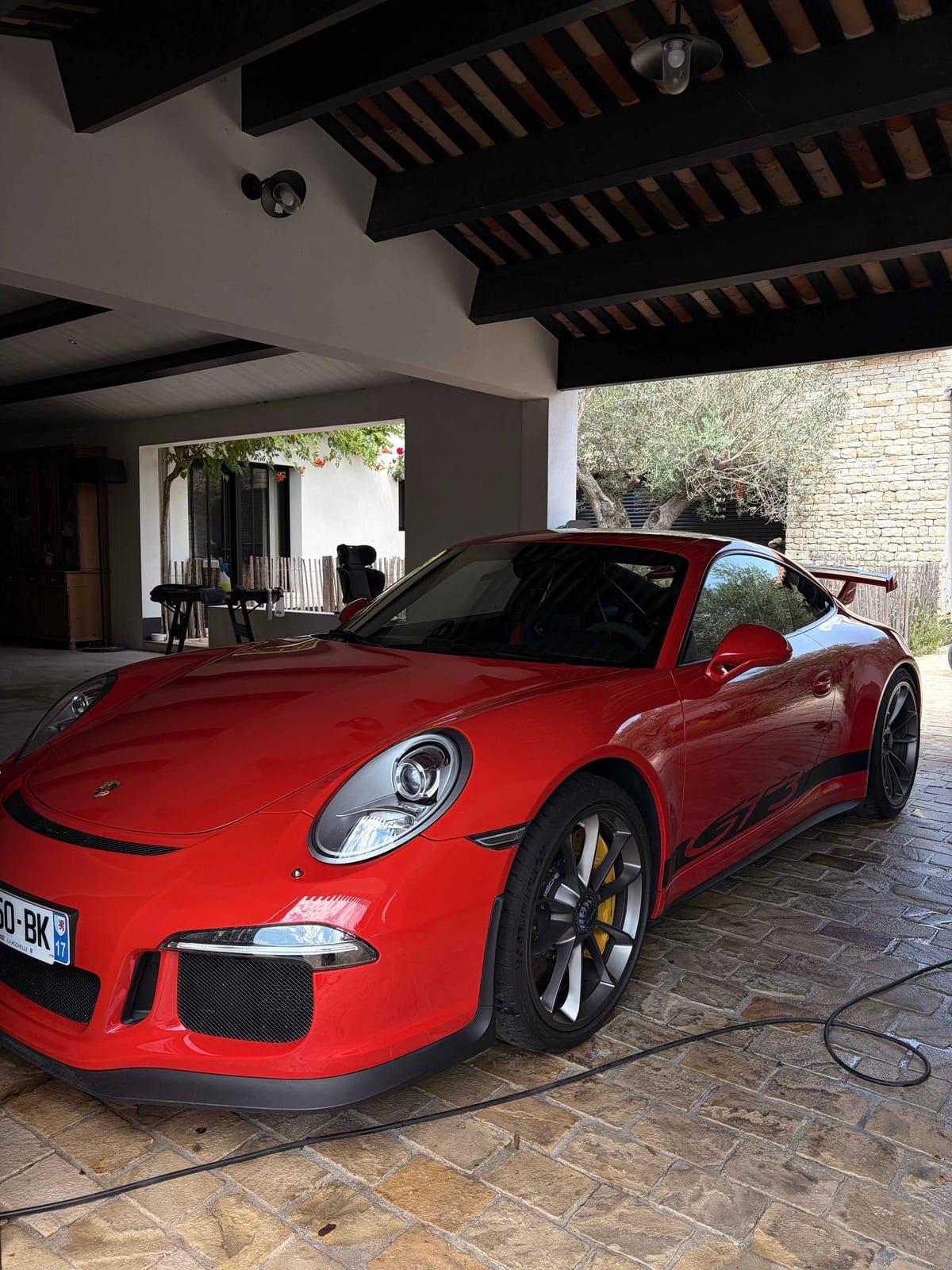 Porsche 911 gt3 rouge — nettoyage B Clean Master
