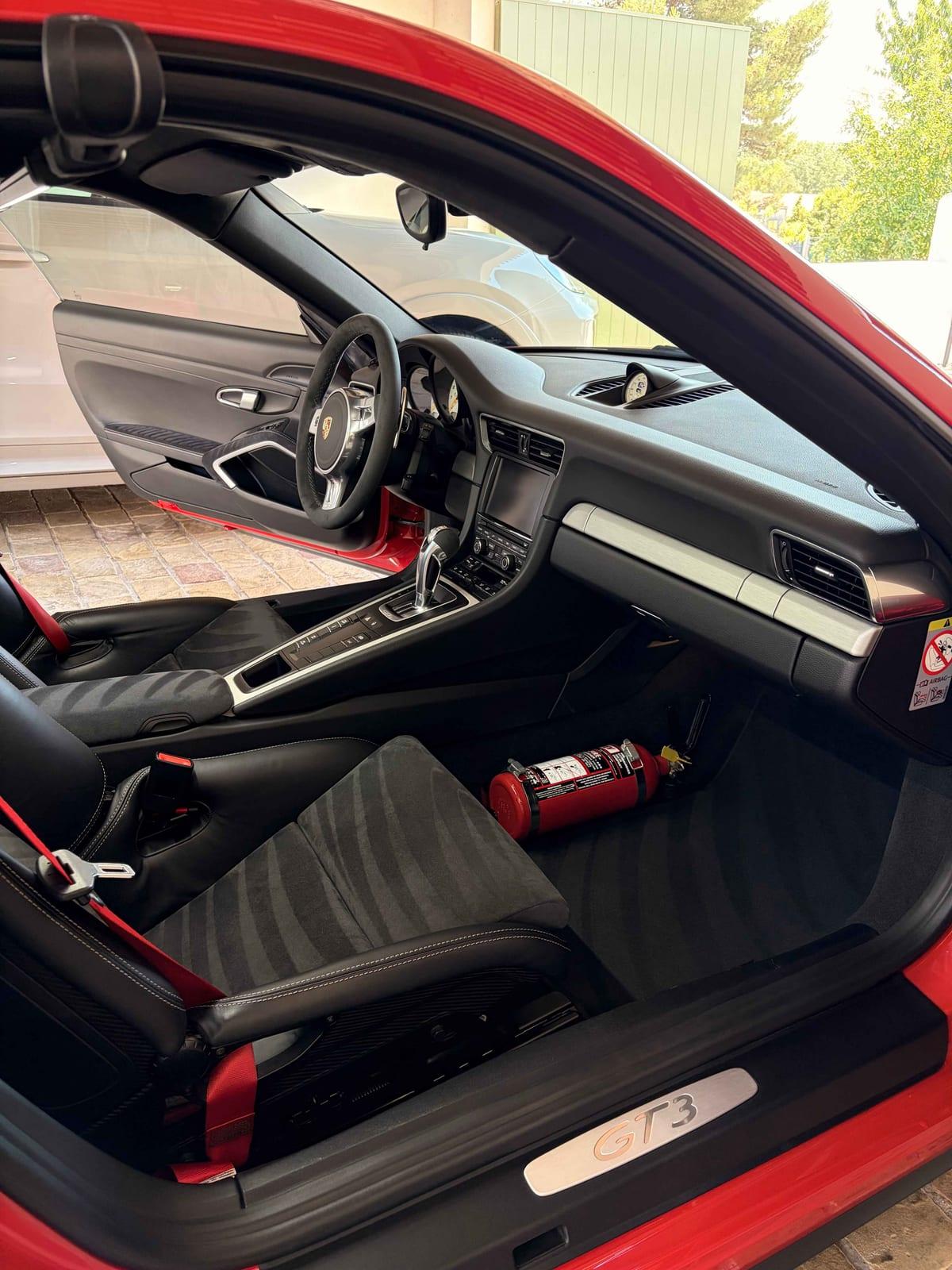 Porsche 911 gt3 rouge — nettoyage B Clean Master
